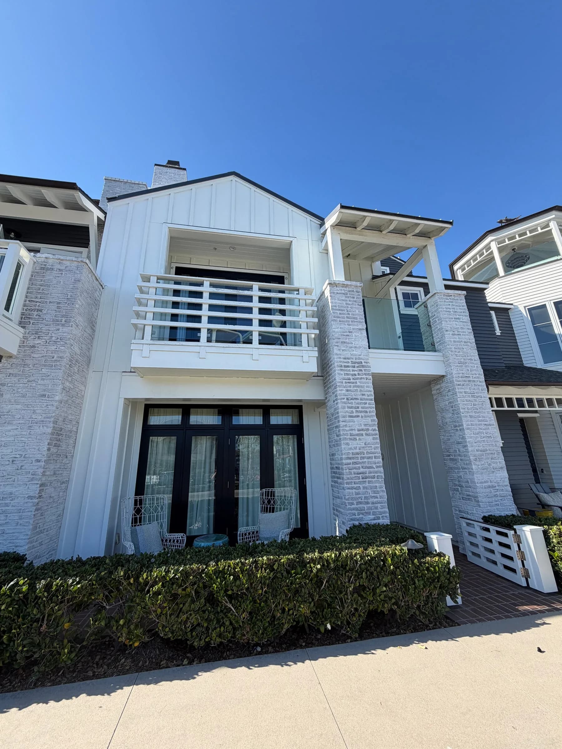 Three-story Lido House cottage exterior in Newport Beach